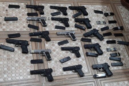 کشف یک محموله سلاح و مهمات در جنوب کرمان