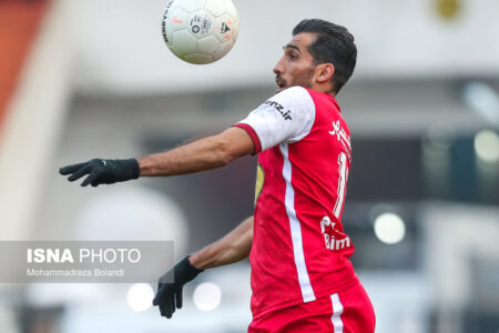 پرسپولیس با شکست گل‌گهر به صدر برگشت