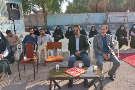 تجلیل از رئیس بیمارستان بخش شهداد به مناسبت روز پرستار