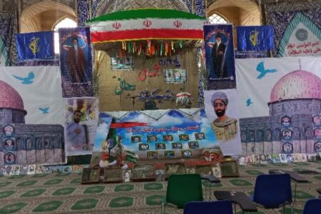 یادواره شهدای روحانی جنوب استان کرمان در عنبرآباد برگزار شد