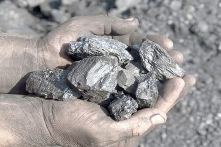 سرنوشت معدن کرومیت منوجان و کارگرانش در انتظار آخرین مزایده