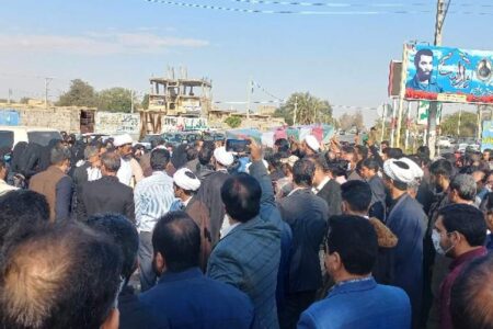 استقبال گرم مردم عنبرآباد از شهید گمنام
