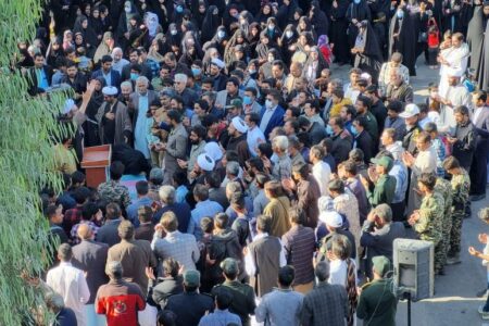 سنگ تمام مردم ولایتمدار ریگان برای شهید گمنام