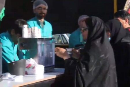 همراه با موکب های فاطمیه زرند