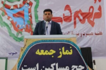 بصیرت مردم آتش فتنه ۸۸را خاموش کرد/۹ دی روز رسوایی فتنه گران و ایادی وابسته به استکبار جهانی است