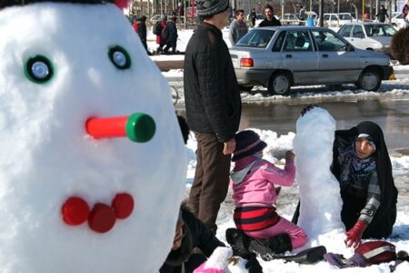 جشنواره آدم برفی در گوغر بافت برگزار می‌شود