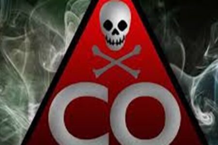 مسمومیت ۹ نفر با گاز مونوکسید کربن حاصل ترافیک در تونل سیرچ کرمان