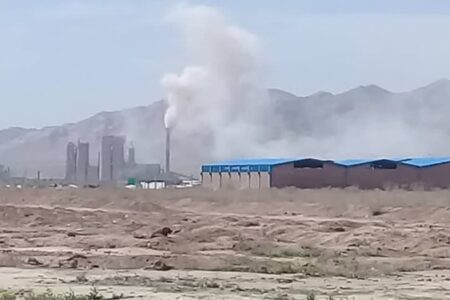 مشکلات سعادت‌آباد کرمان؛ از فعالیت کمپ سگ‌ها در کنار حسینیه تا جولان زمین‌خواران