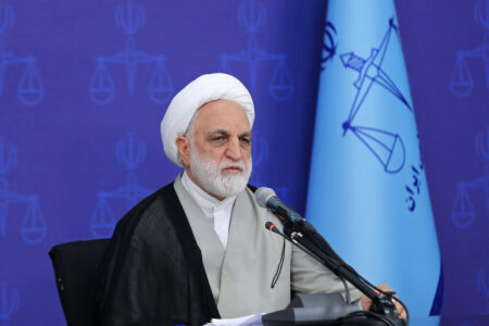 هنوز برخی شهادت حاج قاسم را باور نمی‌کنند