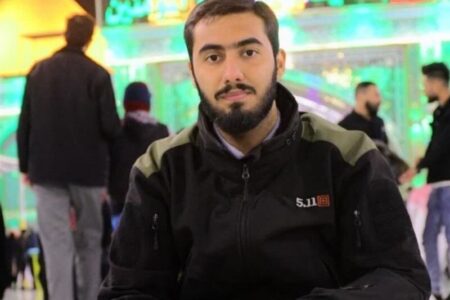 پدر شهید علی‌وردی: آرمان در مکتب حاج قاسم سلیمانی درس آموخت