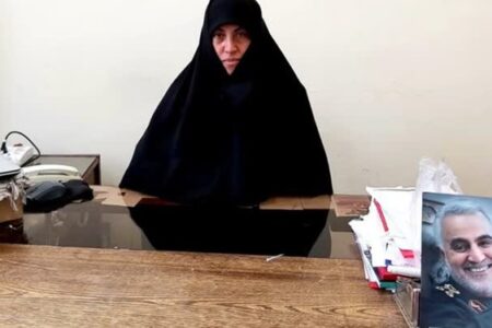 بیشترین عروسی‌های کرمان را این خانم بسیجی برگزار می‌کند/روایتگری بانوان روس برای دختران کرمانی