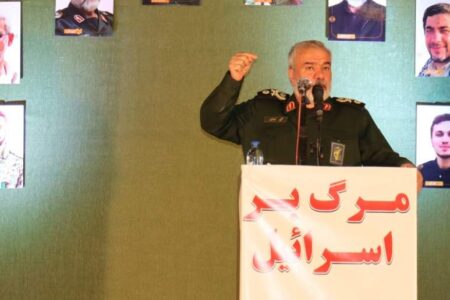 جبهه انقلاب اسلامی هر روز گسترده‌تر خواهد شد