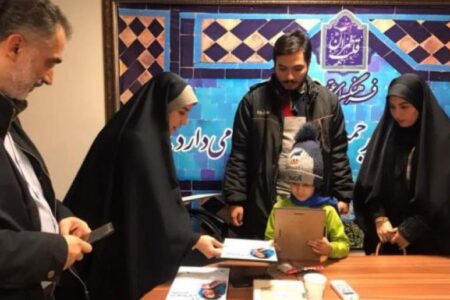 دل‌نوشته‌های نوجوانان رفسنجانی به آرتین سرایداران تقدیم شد