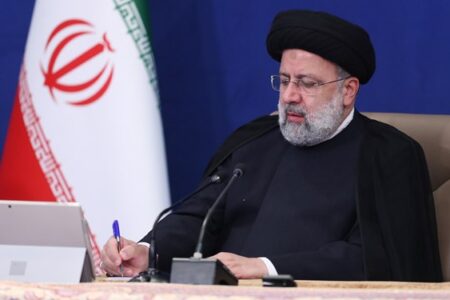پاسخ عملی رئیس‌جمهور به نامه دانش‌آموز جیرفتی + عکس