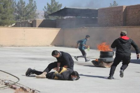 برگزاری مانور خودحفاظتی در شرکت گاز شهرستان زرند