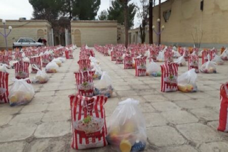توزیع یک‌ هزار بسته معیشتی به‌مناسبت دهه فجر در کرمان