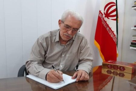 تبدیل کرمان به قطب کشاورزی و تحقق اقتصاد مقاومتی، از برکات انقلاب اسلامی است