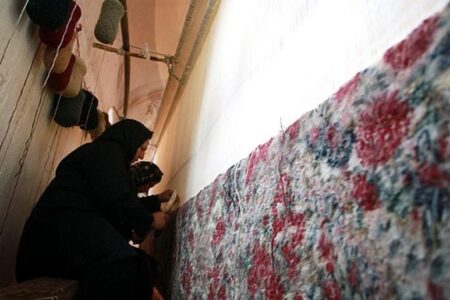 ۷۹۰۰ بافنده فرش دست‌باف در کرمان تحت پوشش بیمه‌ای قرار گرفتند