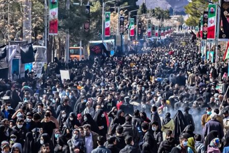 آماده‌سازی گلزار شهدای کرمان برای میزبانی از زائران «سردار دلها»