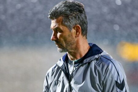 اوزونیدیس: در گل گهر مهم این است تیم بجنگد نه اینکه چه کسی بازی می‌کند