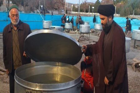 پخت ۱۸ دیگ آش نذری فاطمی در کوهبنان