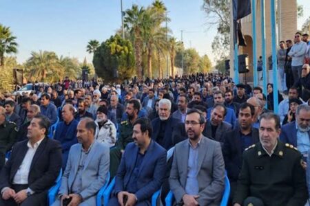 مراسم یادبود جانباختگان زلزله بم برگزار شد