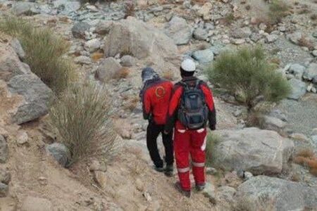 نجات فرد مفقود شده در ارتفاعات کرمان