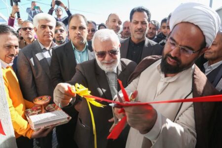 ۲۰ طرح دو منظوره مسکن و سامانه خورشیدی مددجویان در ماهان افتتاح شد