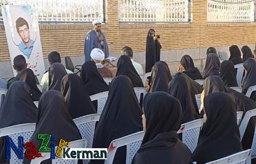 اعزام راهیان نوردانش آموزان دختر منوجانی