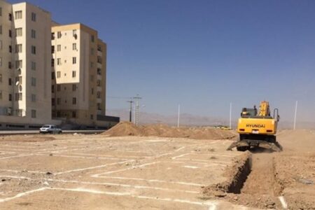 ۲۷ خانوادۀ کرمانی دارای چهار فرزند زمین دریافت کردند