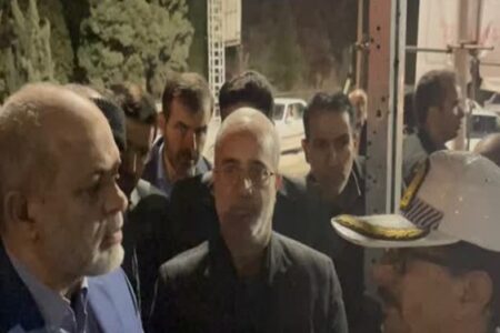 بازدید وزیر کشور از محل وقوع حادثه تروریستی در کرمان