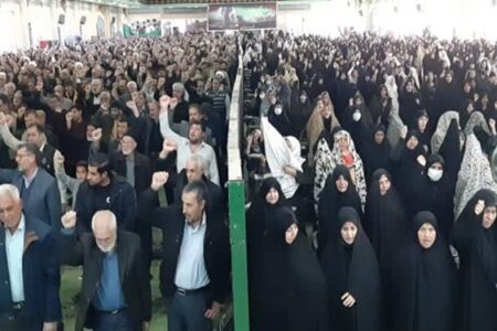 مردم سیرجان جنایت تروریستی در گلزار شهدای کرمان را محکوم کردند