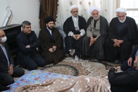 رئیس دیوان عالی کشور به عیادت مجروحان حادثه کرمان رفت