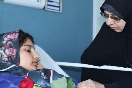 عیادت معاون رئیس جمهور از مصدومان حادثه تروریستی کرمان