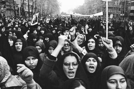 مشارکت فعالانه زنان در برگزاری مراسم ایام‌الله دهه فجرافزایش یابد