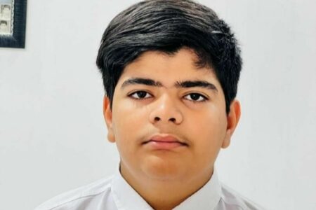 دانش آموز منوجانی در چهارمین دوره جشنواره هوش مصنوعی خوش درخشید