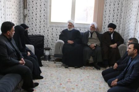 رئیس دیوان عالی کشور با خانواده شهدای جنایت تروریستی کرمان دیدار و گفتگو کرد