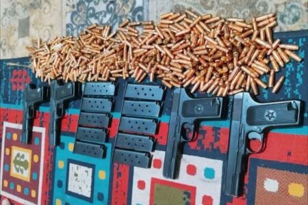 ۲ قاچاقچی سلاح و مهمات در جنوب کرمان بازداشت شدند 