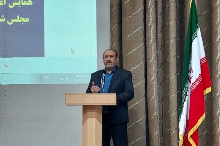 هر نظامی به پشتوانه مردم خود در صحنه‌های مختلف اظهارنظر می‌کند