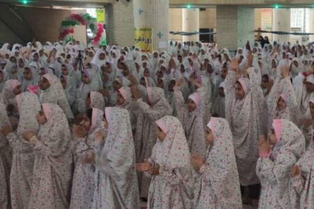 جشن تکلیف، آغازی شیرین برای عبادت و بندگی است