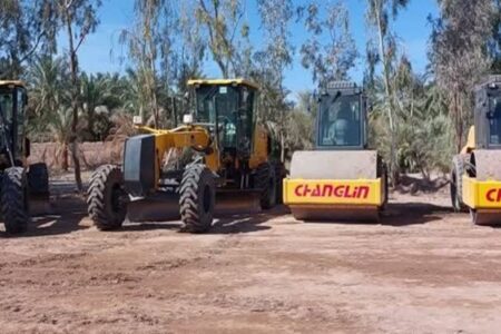 تجهیز دهیاری‌های فهرج به ۲۲ دستگاه ماشین‌آلات سنگین