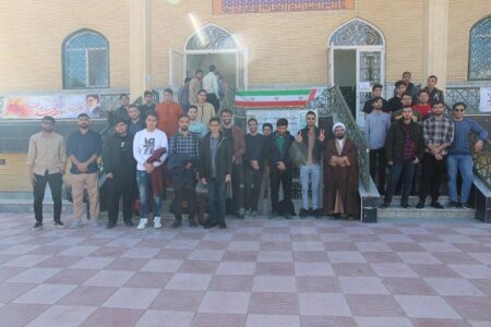 کاروان دانشجویی راهیان نور دانشگاه علوم پزشکی کرمان، با حضور ۶۰ نفر عازم جنوب کشور شد.