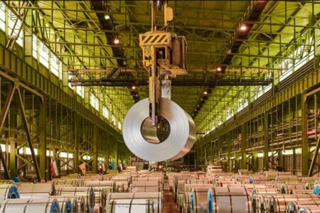 سهم استان کرمان بیش از ۳۰ درصد از تولید زنجیره فولاد کشور است