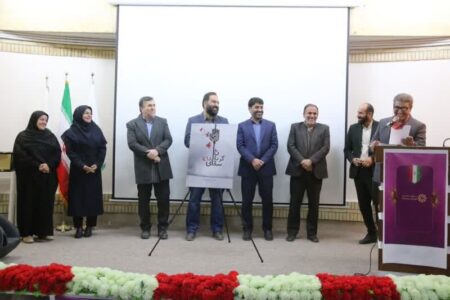 در ششمین روز از ایام دهه فجر، سه اثر هنری در رفسنجان رونمایی شد