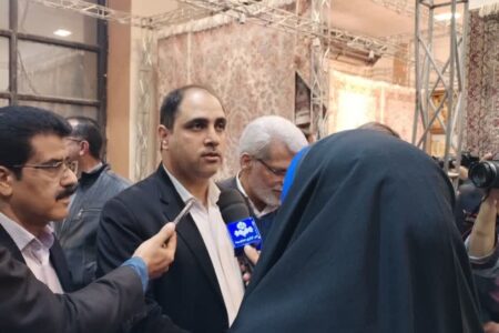 وزارت صمت، شرکت فرش کرمان را تعیین تکلیف کند