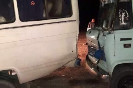 ۱۶ نفر از کارگران معدن آسمینون منوجان مصدوم شدند