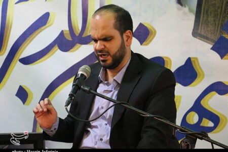 مداح روشندل اهل‌بیت (ع): همه به پای صندوق‌های رای بیایید/ نباید دل دشمنان در جشن سیاسی ایران شاد شود + فیلم