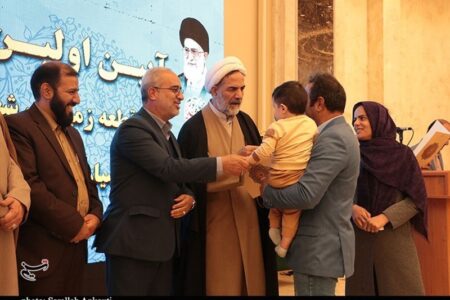 واگذاری ۱۹۰ قطعه زمین متقاضیان طرح جوانی جمعیت در زرند + تصاویر