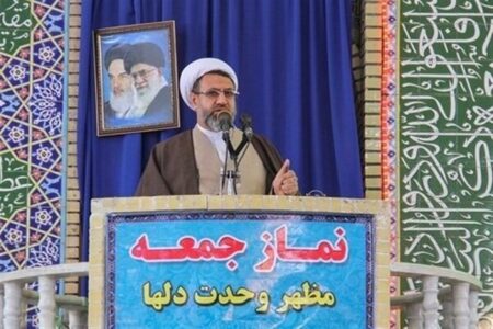 دولت برای به‌کارگیری مردم و بخش خصوصی سالم، بستر را فراهم کند