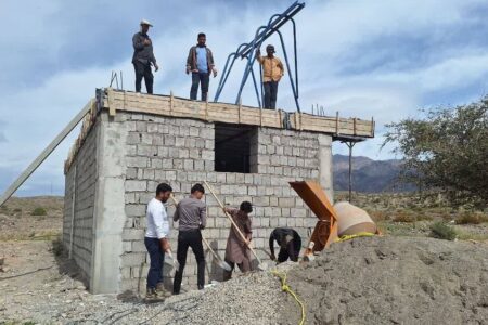 گام‌های خیرخواهانه گروه‌های جهادی در محروم‌ترین روستای عنبرآباد 